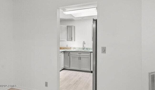 Foto del edificio - 2909 Waters Edge Ct E