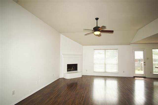 Foto del edificio - 506 White Swan Dr