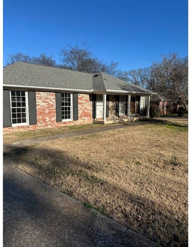 Photo - FANTASTIC 3 bed/1.5 bath House in West Meade