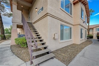 Building Photo - 350 S Durango Dr