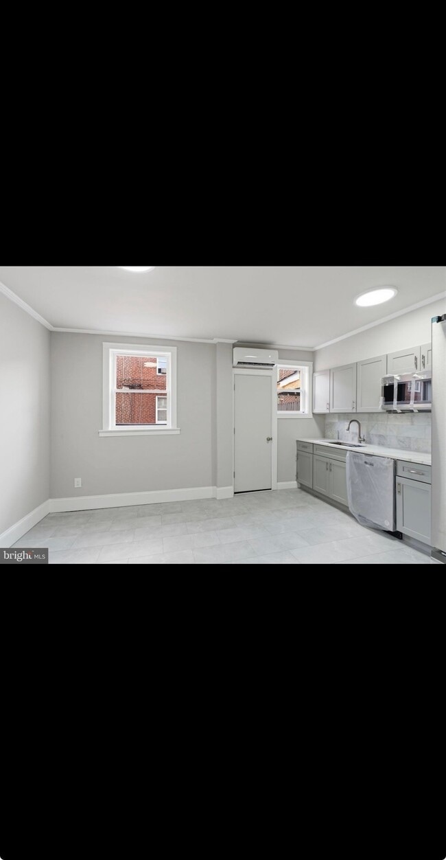 Foto del edificio - 6617 Rutland St