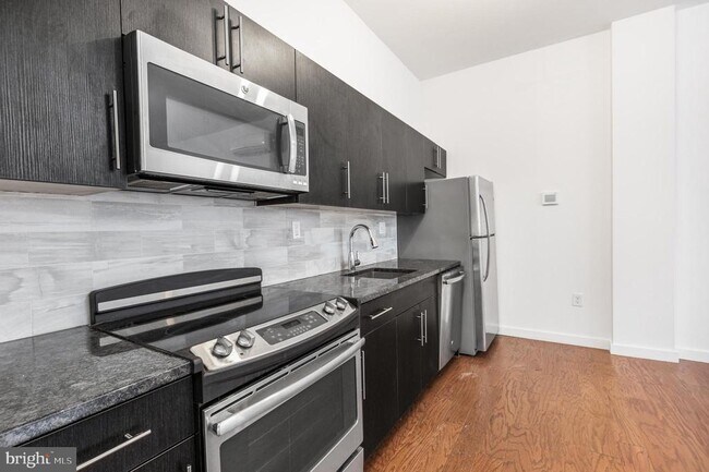 Foto del edificio - 2321 Fitzwater St