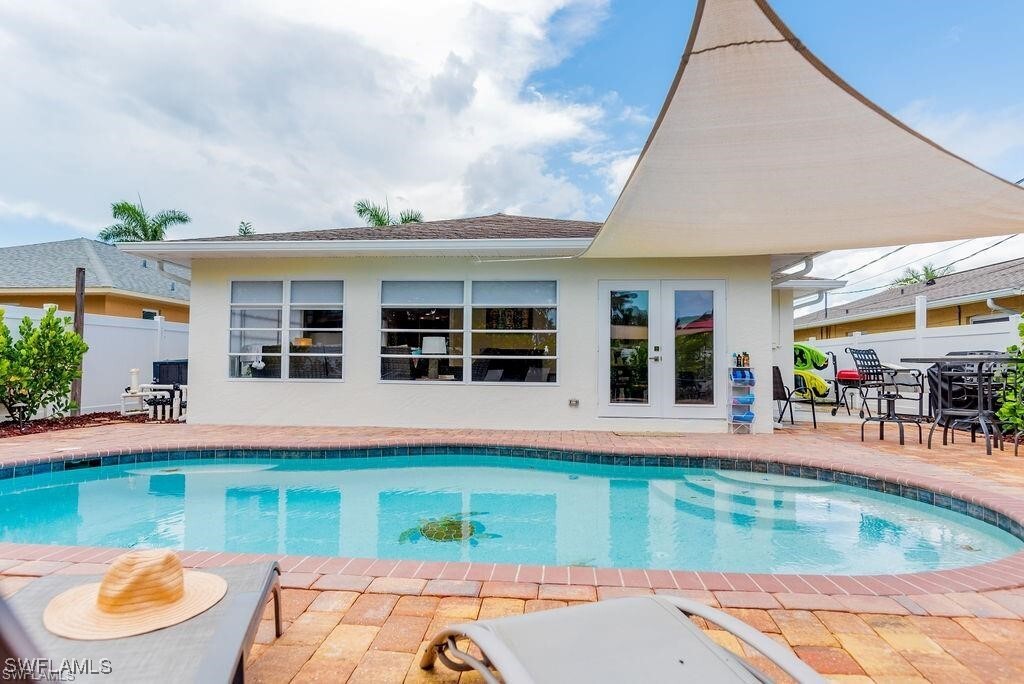 Foto principal - 688 106th Ave N