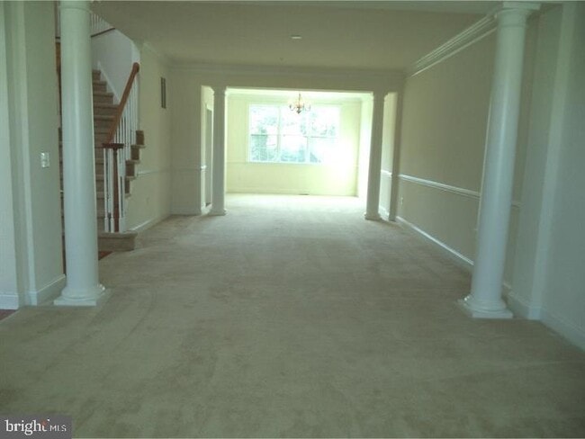 Building Photo - 2804 Hoffs Way