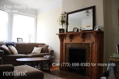 Building Photo - 326 W Dickens Ave