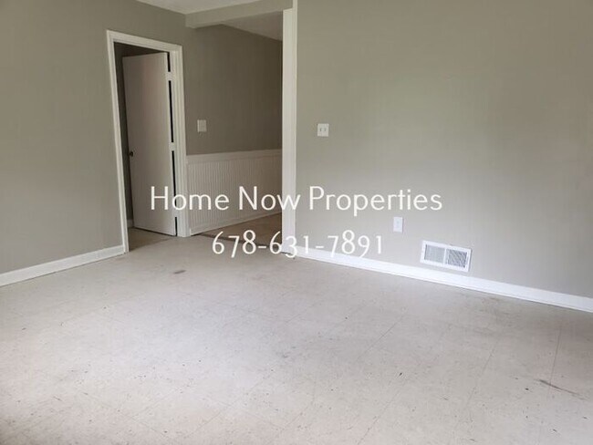Building Photo - Jonesboro GEM! 5 bdrm / 2 bath
