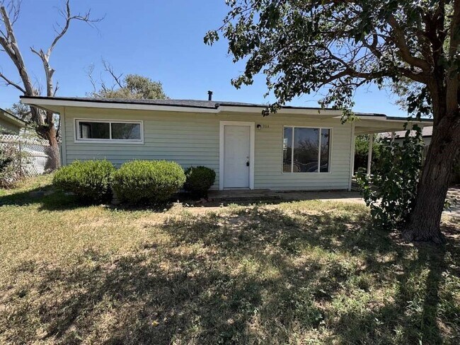 Foto del edificio - 904 E Stanford St