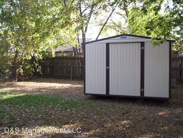 Building Photo - 2 br, 1 bath House - 1916 Twisted Oak Drive