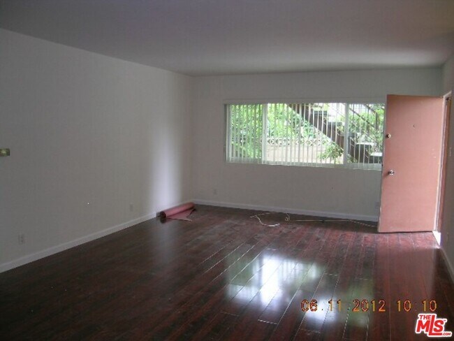 Foto del edificio - 4251 Baldwin Ave
