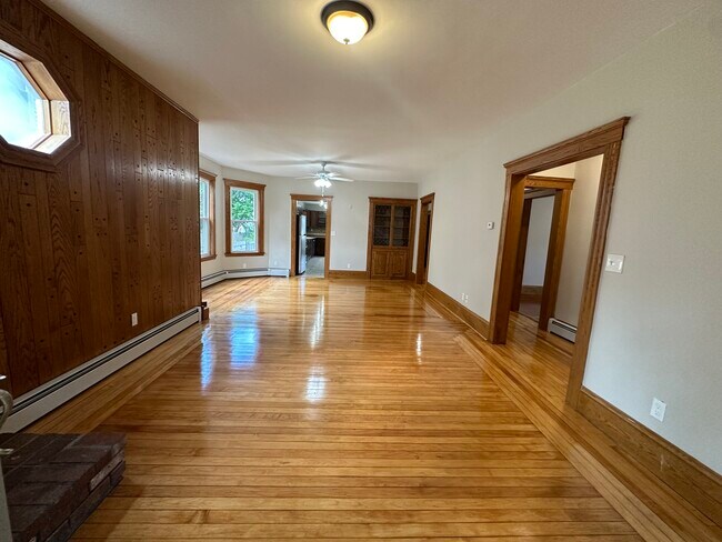 Living/Dining Rm combo - 15 Naples Rd