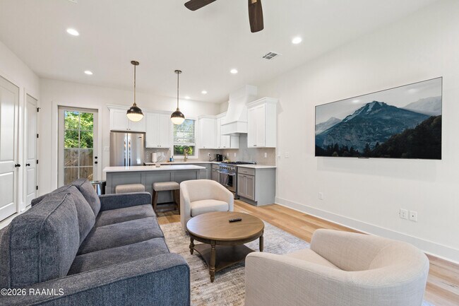 Foto del edificio - 105 Steiner Oaks