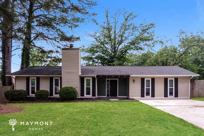 Building Photo - 619 Larry Dr