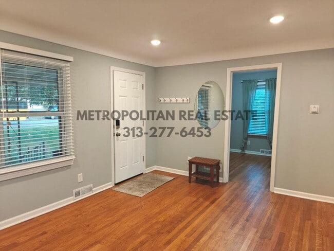 Foto del edificio - 5349 Campbell St