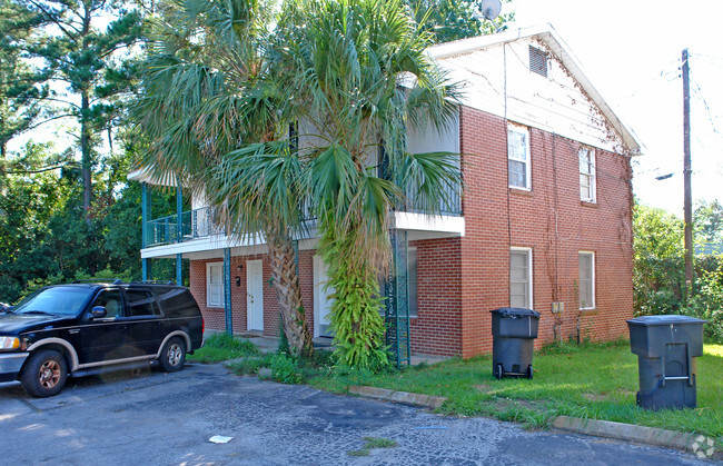 Foto del edificio - 1445 E Lafayette St