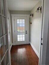 Building Photo - 305 Enid St