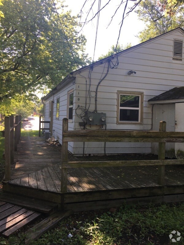 Corporate Housing in Pine Village IN 415 Rentals Page 4