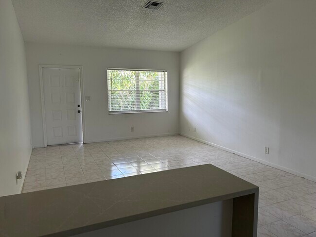 Foto del edificio - 6140 SW 41st Ct