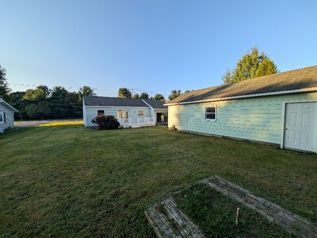 Building Photo - 27528 State Rte 3