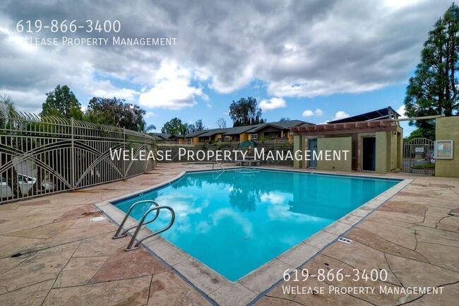 Building Photo - 521 Calle Montecito