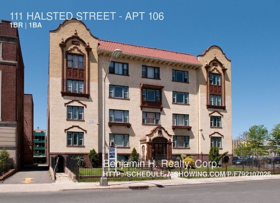 Foto principal - 111 Halsted St