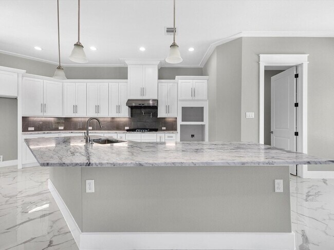 Foto del edificio - 3135 Kermes Dr