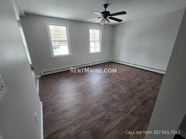 Foto del edificio - 62 Third St. Apt.-3