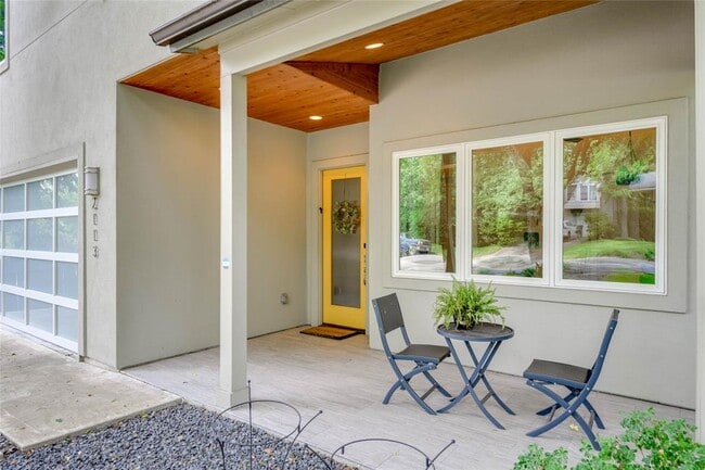 Building Photo - 2113 Glendale Pl