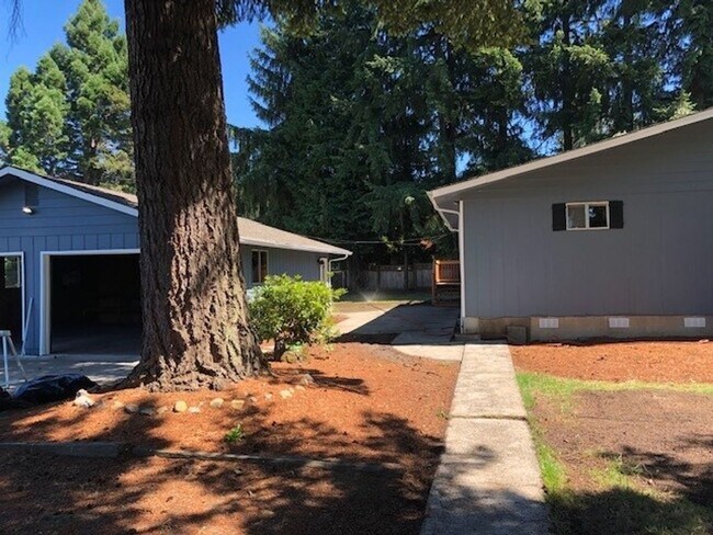 Building Photo - STATUS: UNAVAILABLE; PENDING APPLICATION-R...