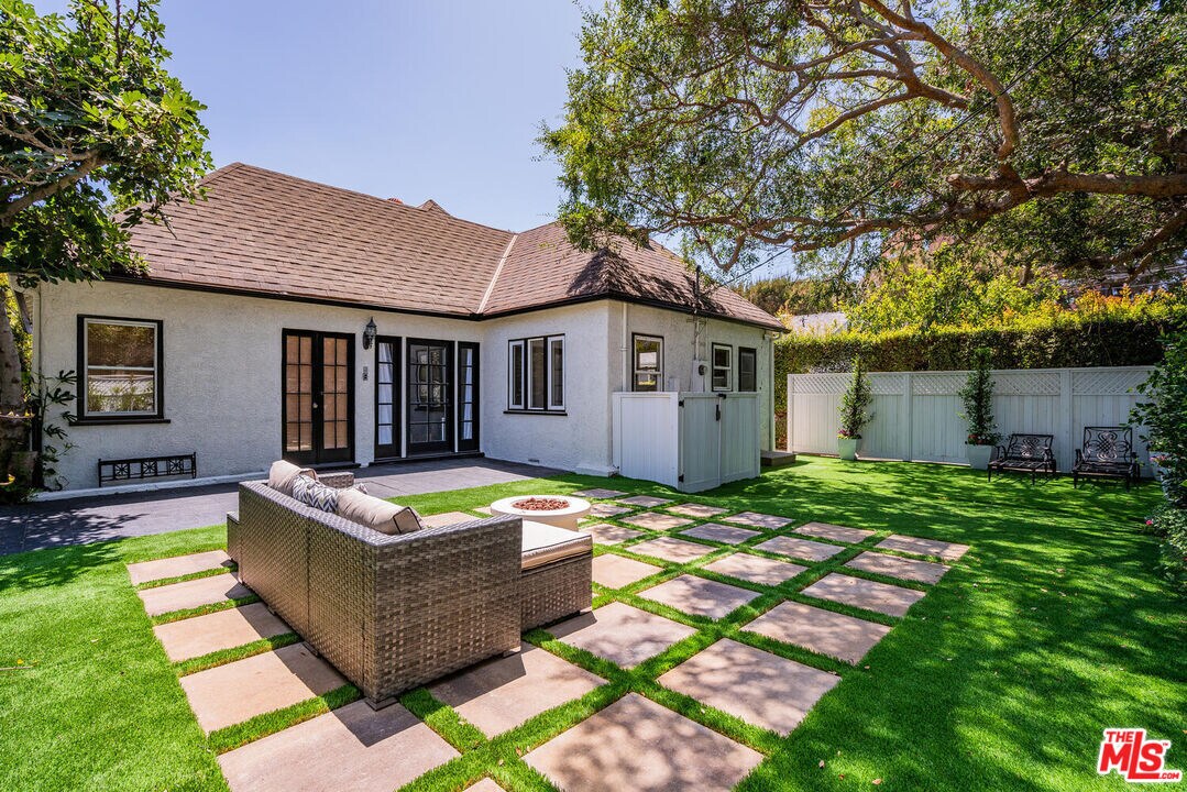 6681 Drexel Ave Houses in Los Angeles, CA Westside Rentals