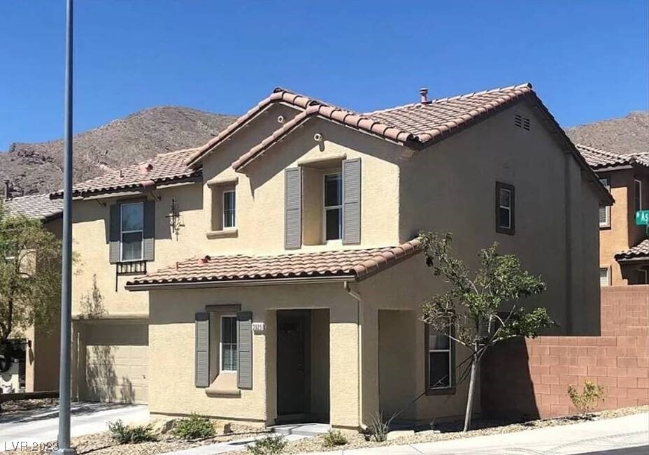 Foto principal - 3925 Aspen Cove St