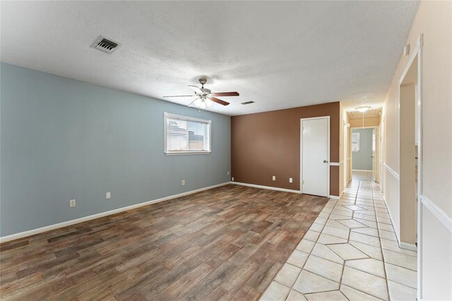 Building Photo - 1326 Kappa St