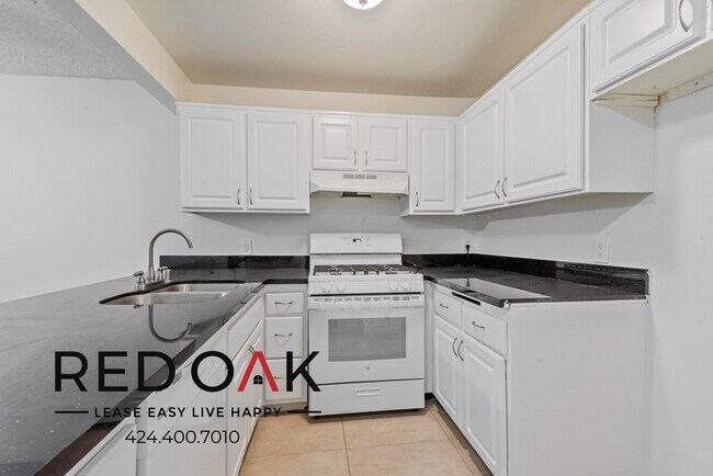 Foto del edificio - Superb One Bedroom Including a Private Bal...