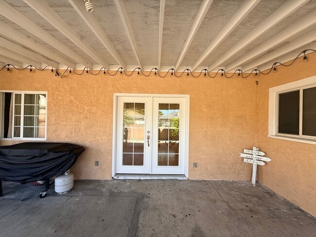 Building Photo - Be the first one to live in this Brand New Studio!