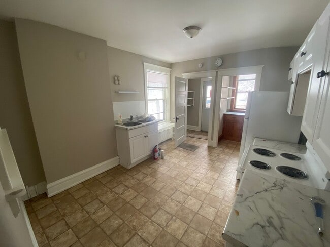 Foto del edificio - 2107-2107 E 5th St