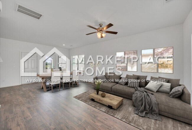 Building Photo - 5030 Pike Lp