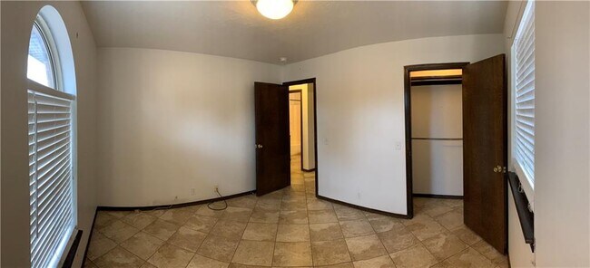 Foto del edificio - 2401 N 2401 Rd