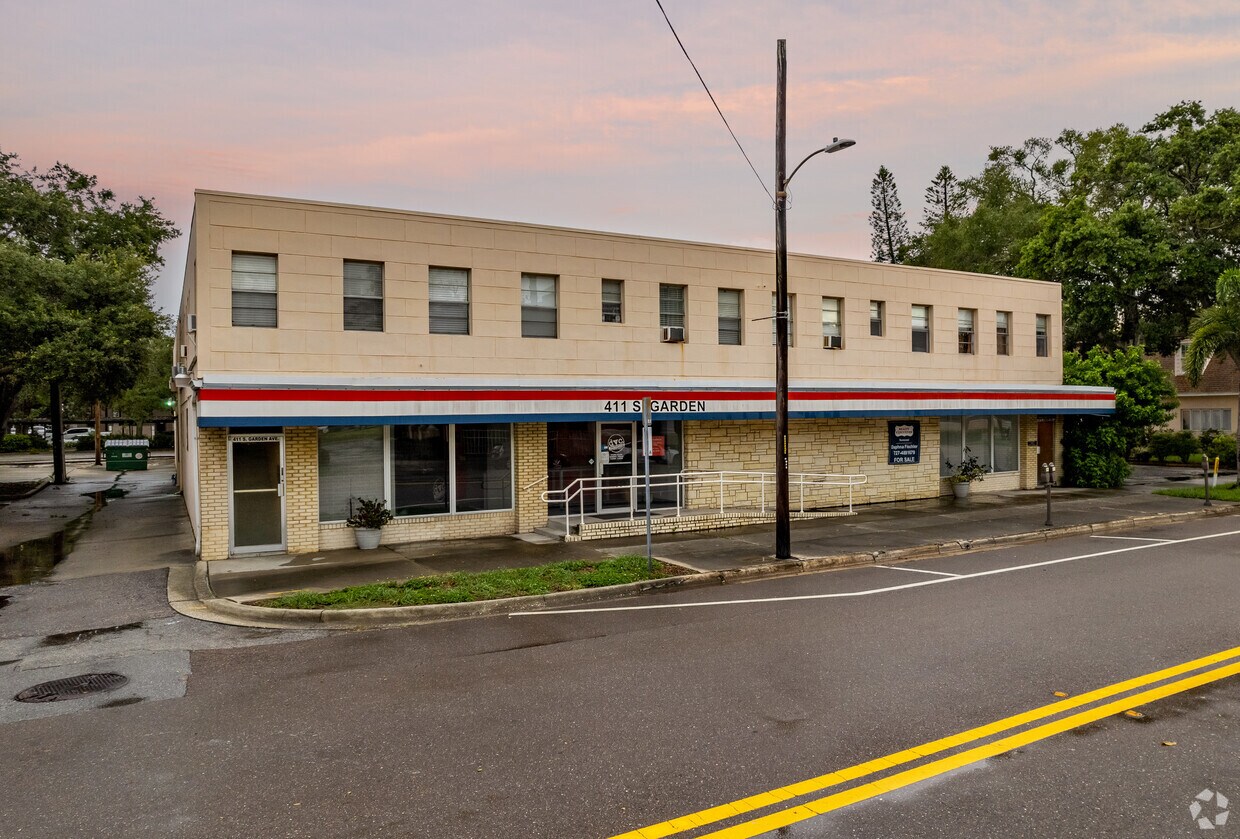 Primary Photo - 411 S Garden Ave