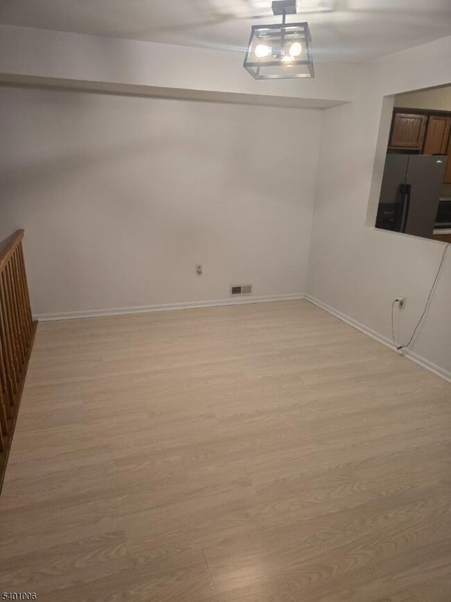 Building Photo - 754 Darlington Dr