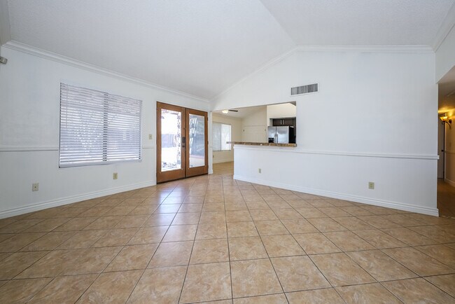 Building Photo - Tucson, AZ - Single-Family - $1,795.00 Ava...