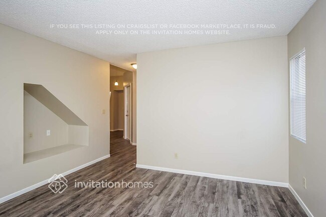 Foto del edificio - 9645 Swan Bay Dr