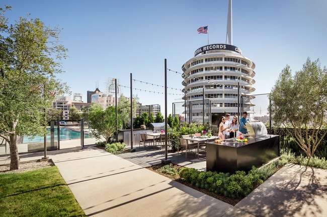 Interior Photo - Argyle House
