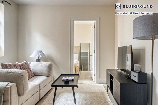 Foto del edificio - 138 E 38th St