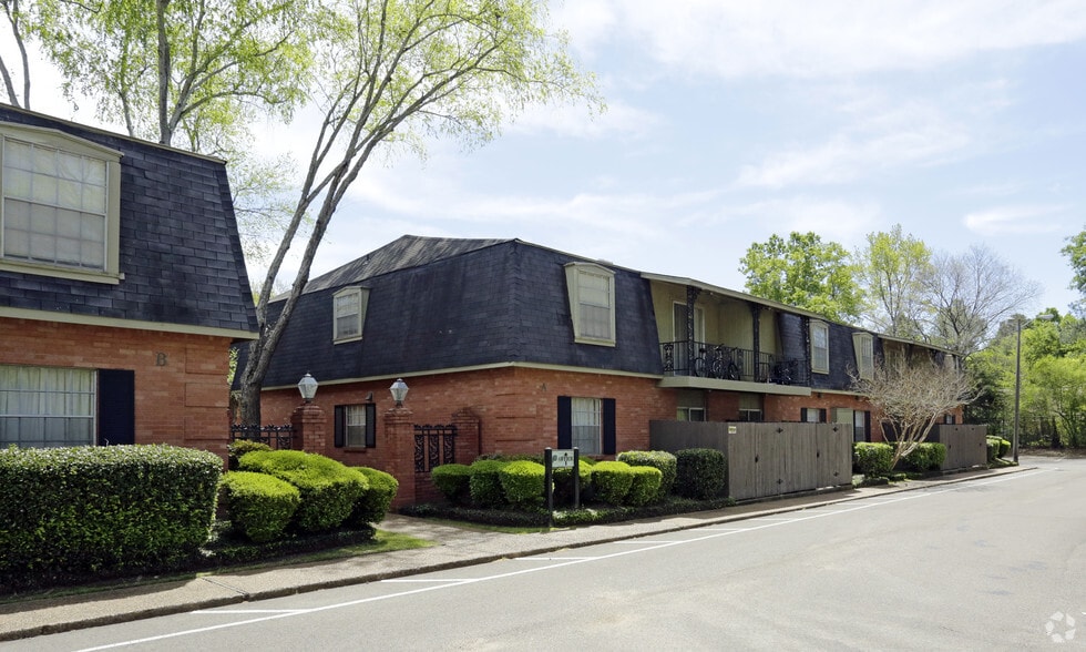 The Briars Apartments