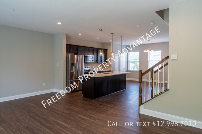 Foto del edificio - Arden Farm Townhome - 3BD
