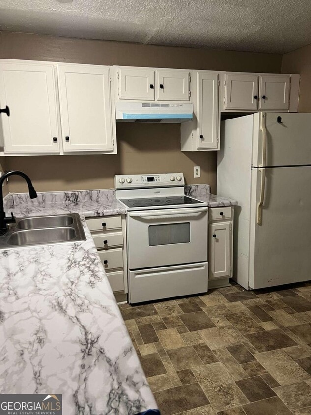 Primary Photo - 3575 Oakvale Rd