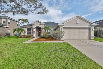 Building Photo - 823 Seminole Sky Dr