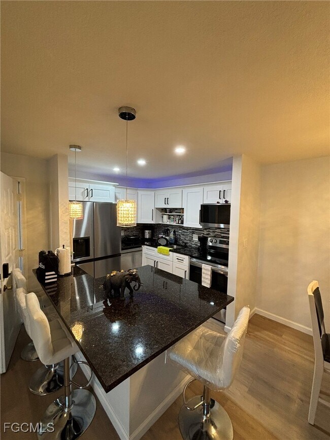 Foto del edificio - 5713 Foxlake Dr