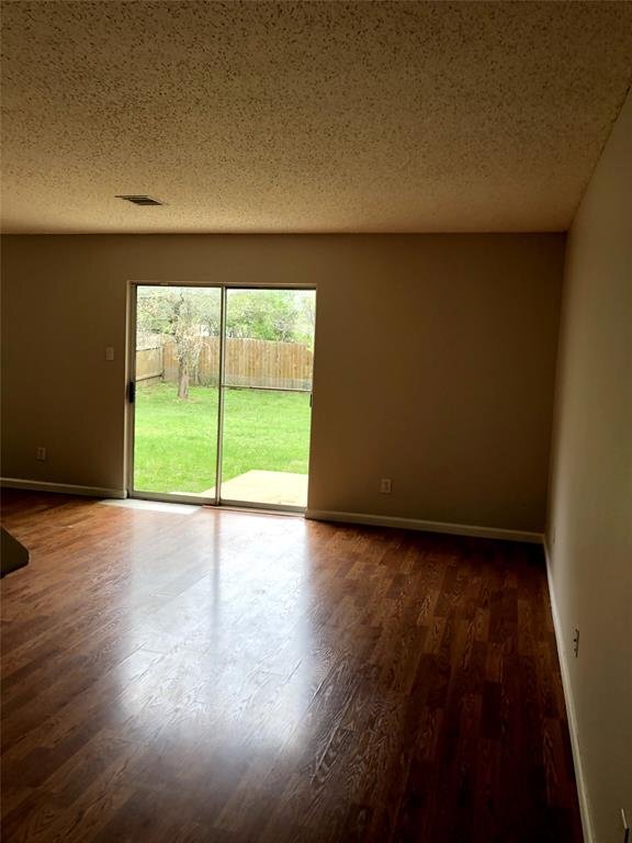 Building Photo - 508 Woodford Dr