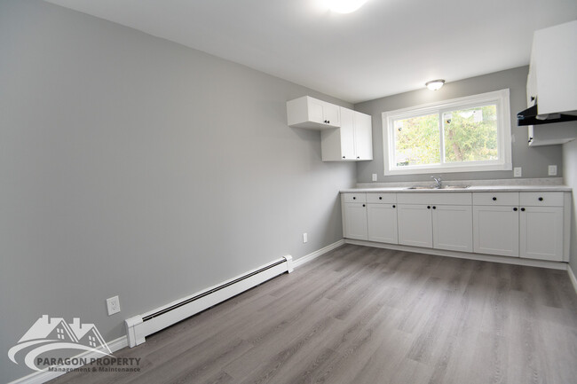 Building Photo - 18 Louella Crescent