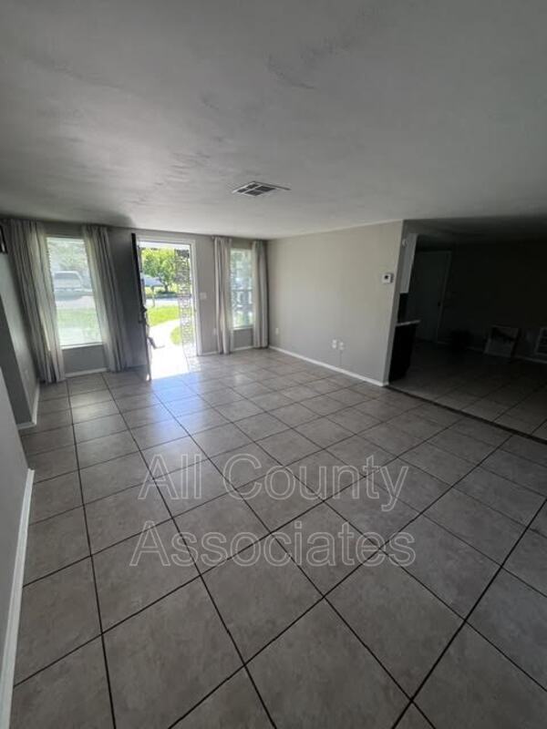 Foto del edificio - 11115 Yellowwood Ln
